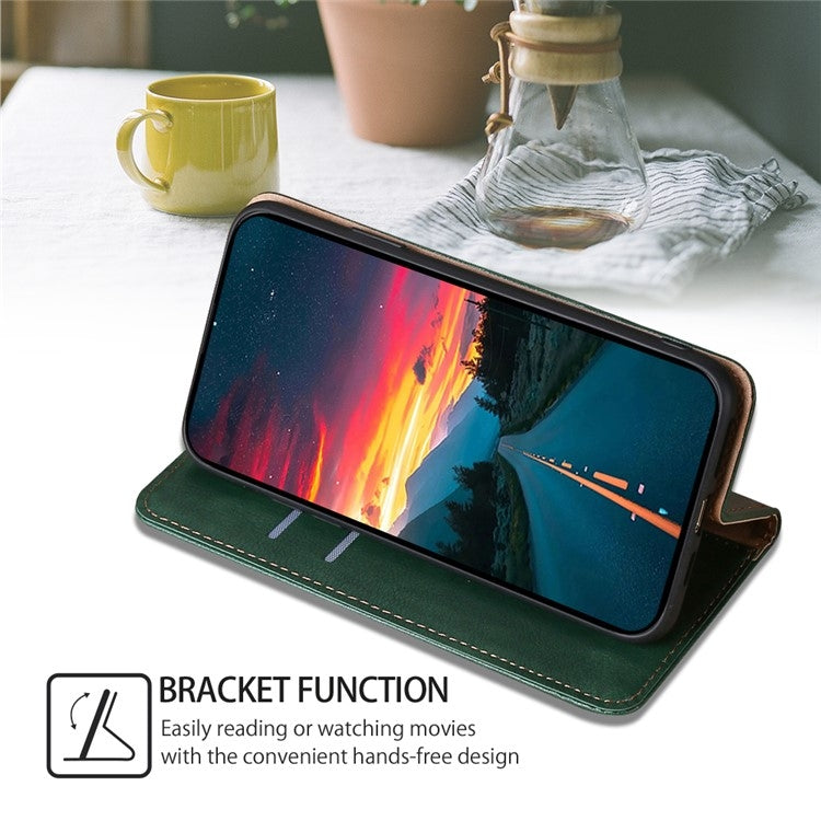 For iPhone 16 Pro Max Gloss Oil Solid Color Magnetic Leather Phone Case(Green) - iPhone 16 Pro Max Cases by buy2fix | Online Shopping UK | buy2fix